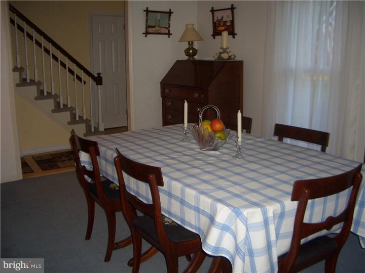 38 Clover Road Warminster, PA 18974 - Photo 6 of 25 Dining Room