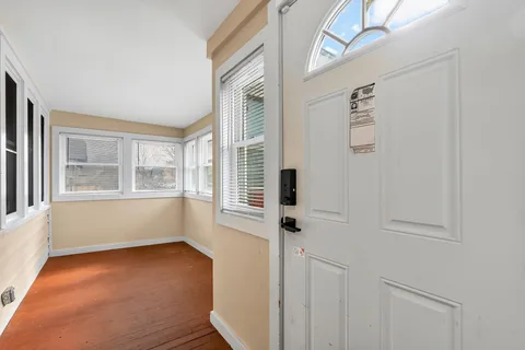 $325,000 | 3025 16th Avenue South, Minneapolis, MN 55407