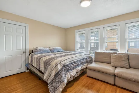 $325,000 | 3025 16th Avenue South, Minneapolis, MN 55407