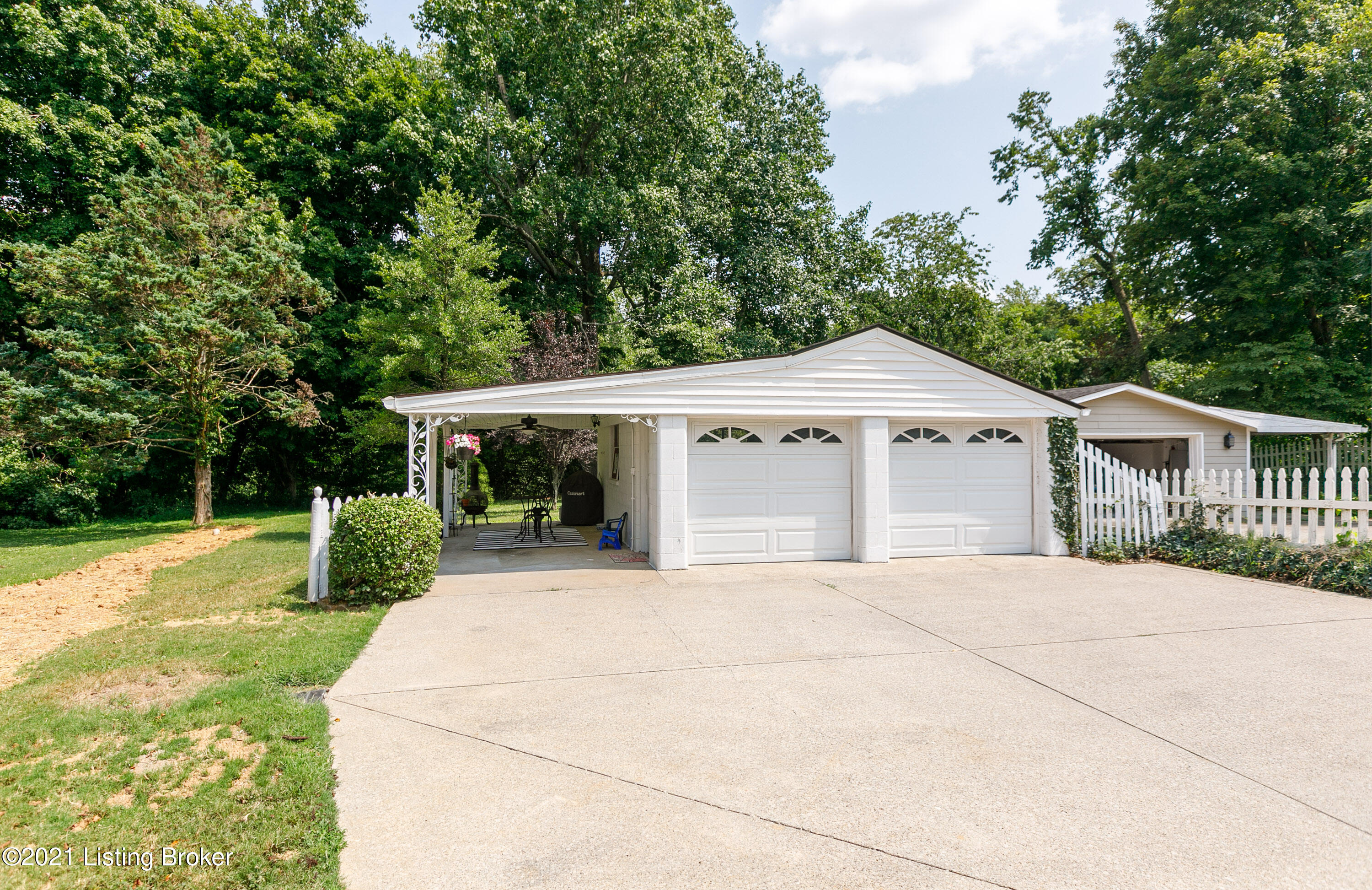 7201 River Road Prospect, KY 40059 - Photo 40 of 43 043
