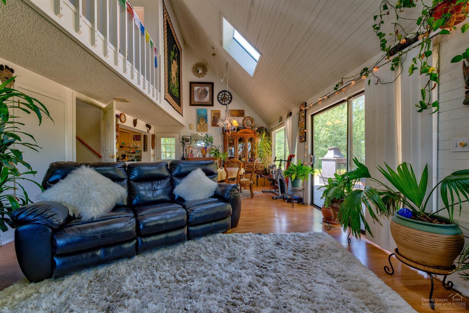 65000 Gerking Market Road Bend, OR 97703 - Photo 11 of 25 Gallery Image 11