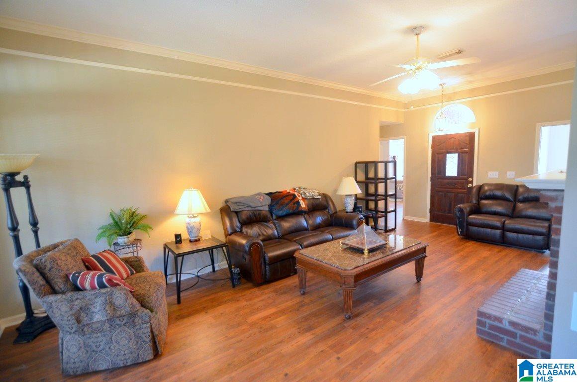 138 Braxton Way Pelham, AL 35124 - Photo 8 of 43