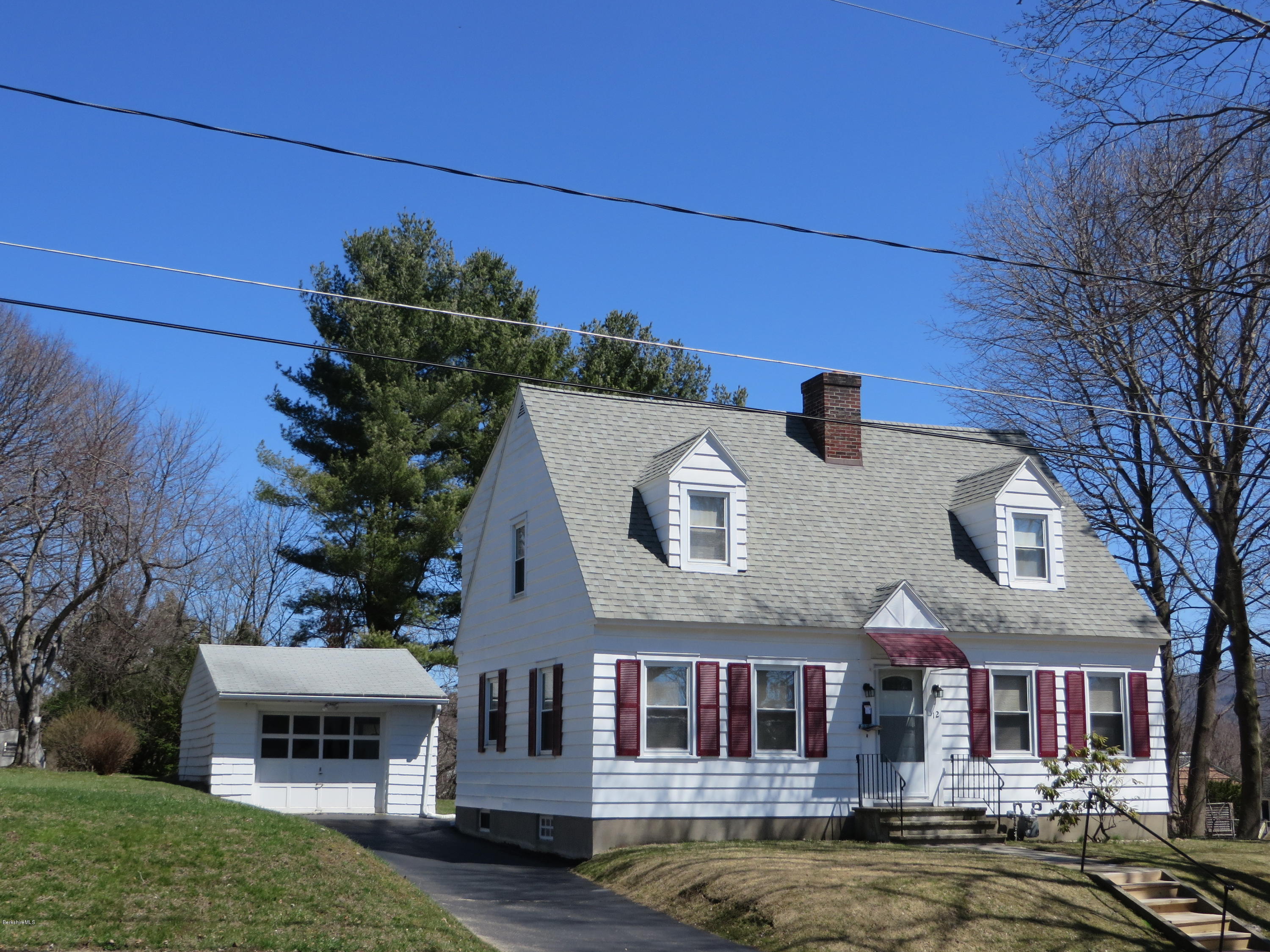 12 Ridgeway Avenue Pittsfield, MA 01201 - Photo 1 of 34 IMG_2943