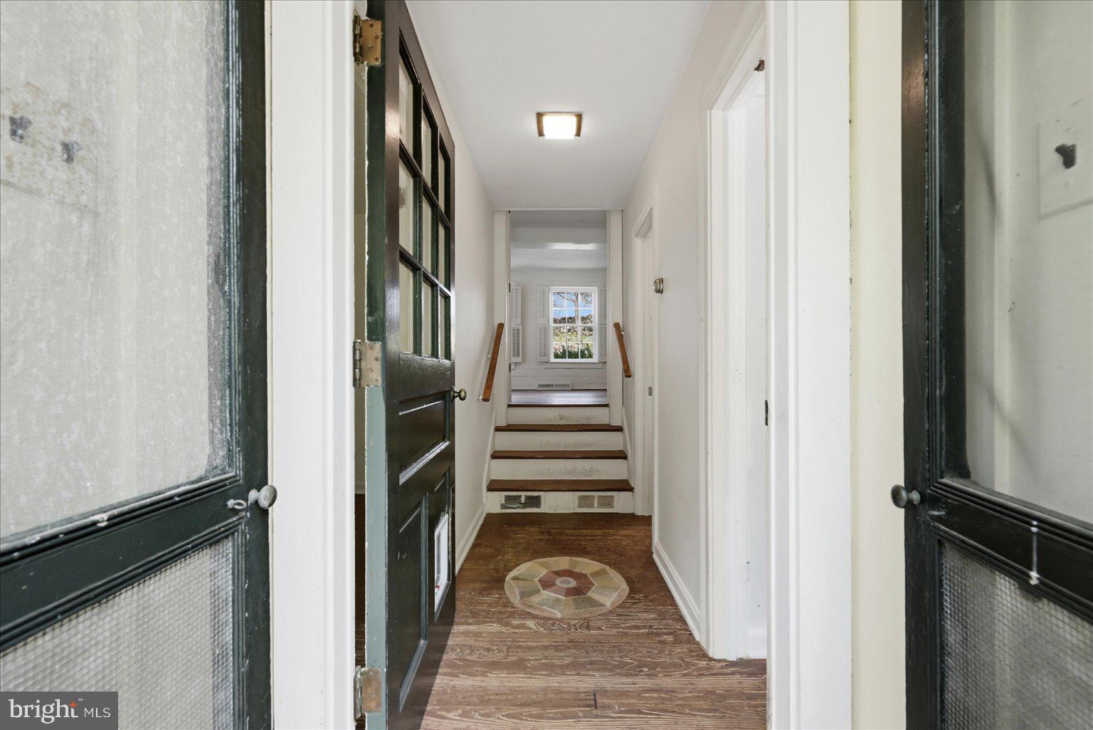 2674 5 Points Road Marshall, VA 20115 - Photo 34 of 72 Both entry doors to hall foyer to Breakfast Rm