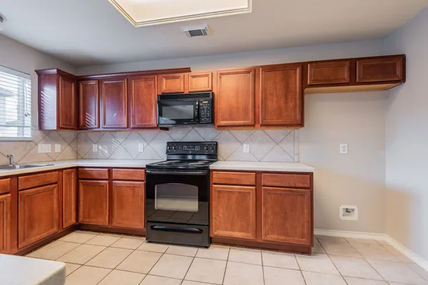 $1,975 | 6707 Topsfield Point Drive, Humble, TX 77346