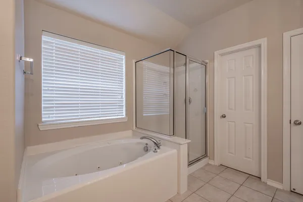 $1,975 | 6707 Topsfield Point Drive, Humble, TX 77346