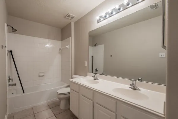 $1,975 | 6707 Topsfield Point Drive, Humble, TX 77346