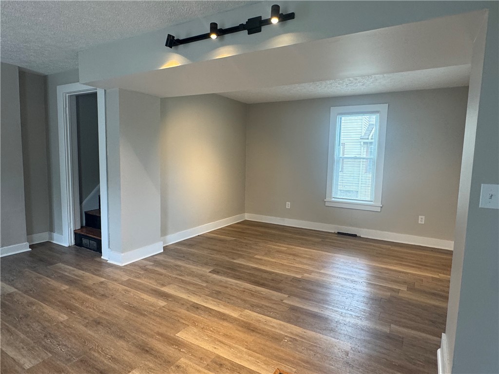 109 Stenson Street Rochester, NY 14606 - Photo 4 of 20 Living Room