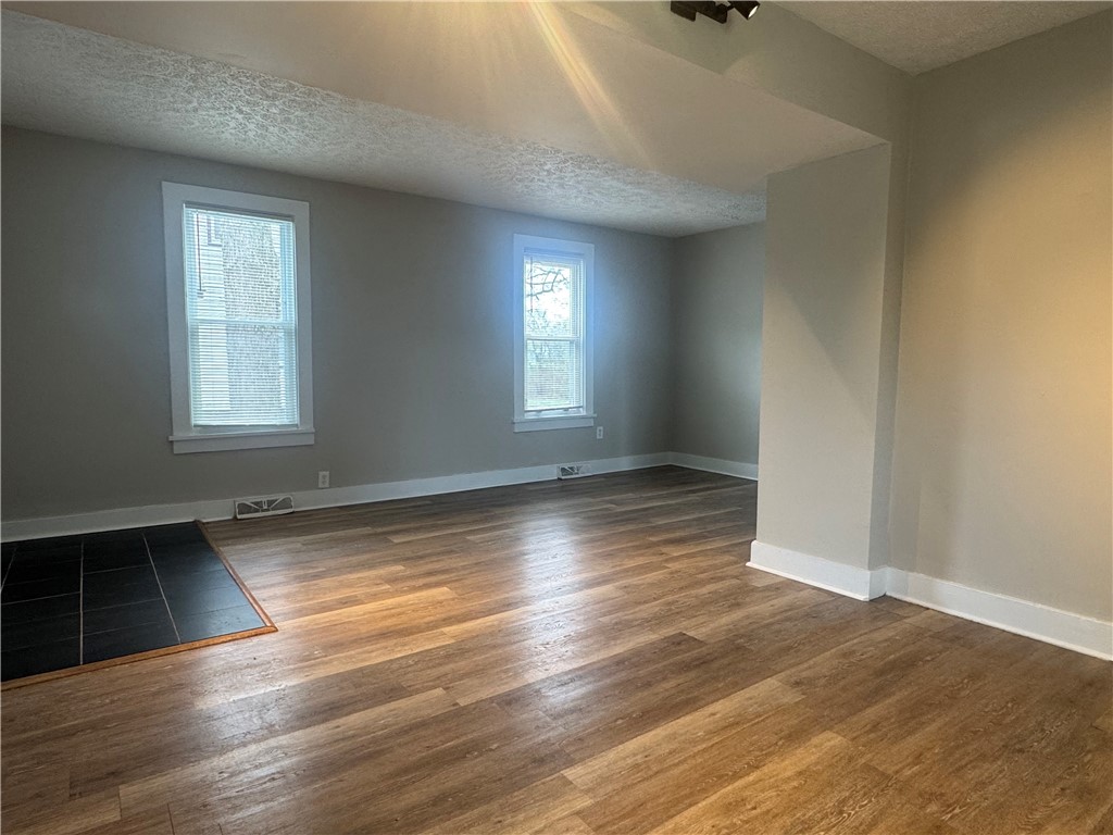 109 Stenson Street Rochester, NY 14606 - Photo 5 of 20 Living Room