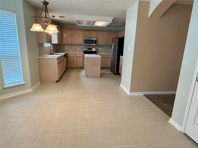 $1,949 | 606 Jeremy Court, Spring, TX 77386