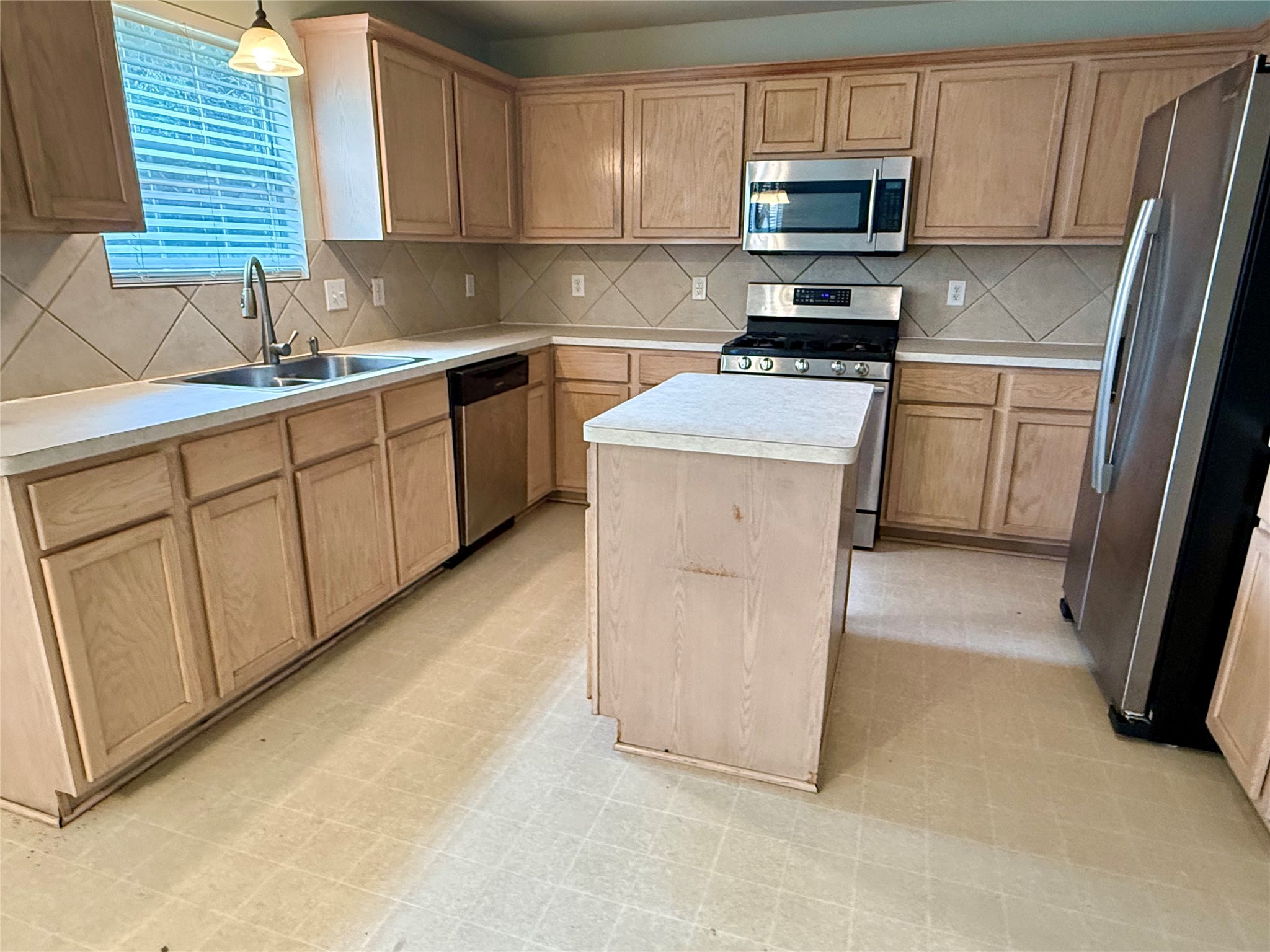 606 Jeremy Court Spring, TX 77386 - Photo 14 of 40