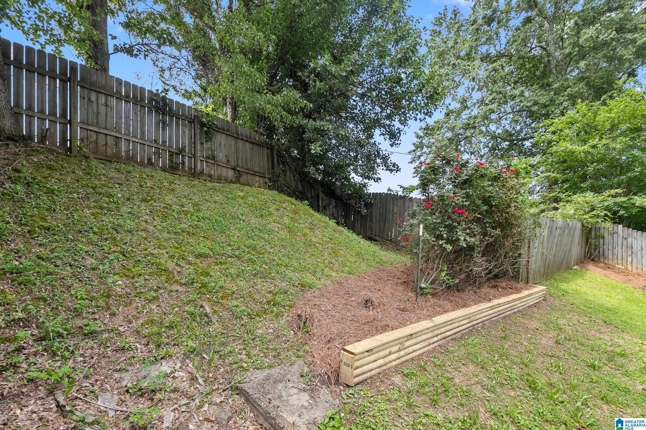 246 Park Pl Way Alabaster, AL 35007 - Photo 33 of 38