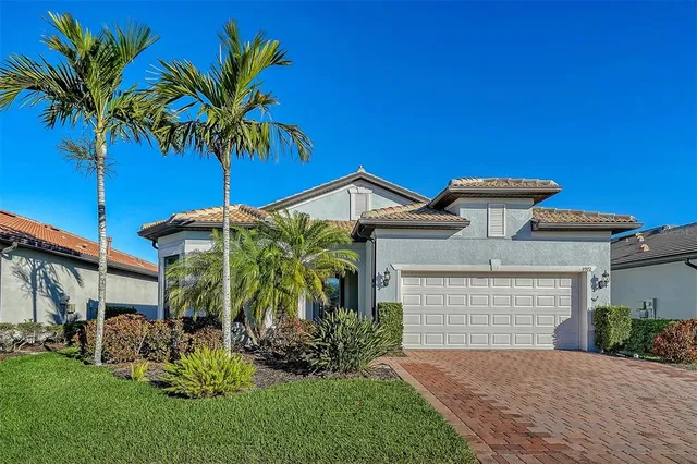 $749,000 | 5972 Snowy Egret Drive, Sarasota, FL 34238