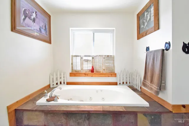 $639,000 | 3059 North 3422nd Street East, Kimberly, ID 83341