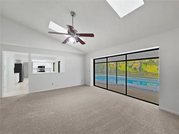 $450,000 | 3415 Bloomingdale Oaks Drive, Valrico, FL 33596