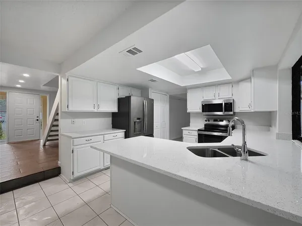 $450,000 | 3415 Bloomingdale Oaks Drive, Valrico, FL 33596