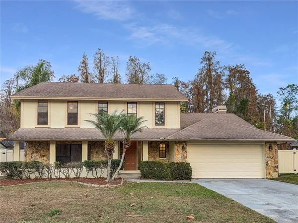 $450,000 | 3415 Bloomingdale Oaks Drive, Valrico, FL 33596