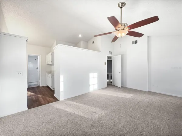 $450,000 | 3415 Bloomingdale Oaks Drive, Valrico, FL 33596