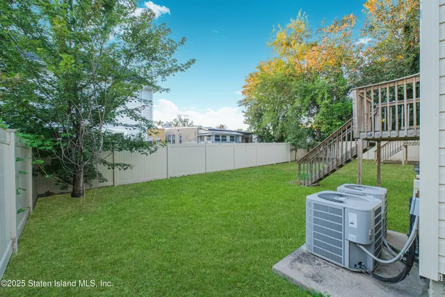 $895,000 | 29 Stanley Avenue | Tompkinsville