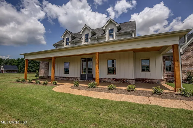 $575,000 | 1634 Tributary Drive, Hernando, MS 38632