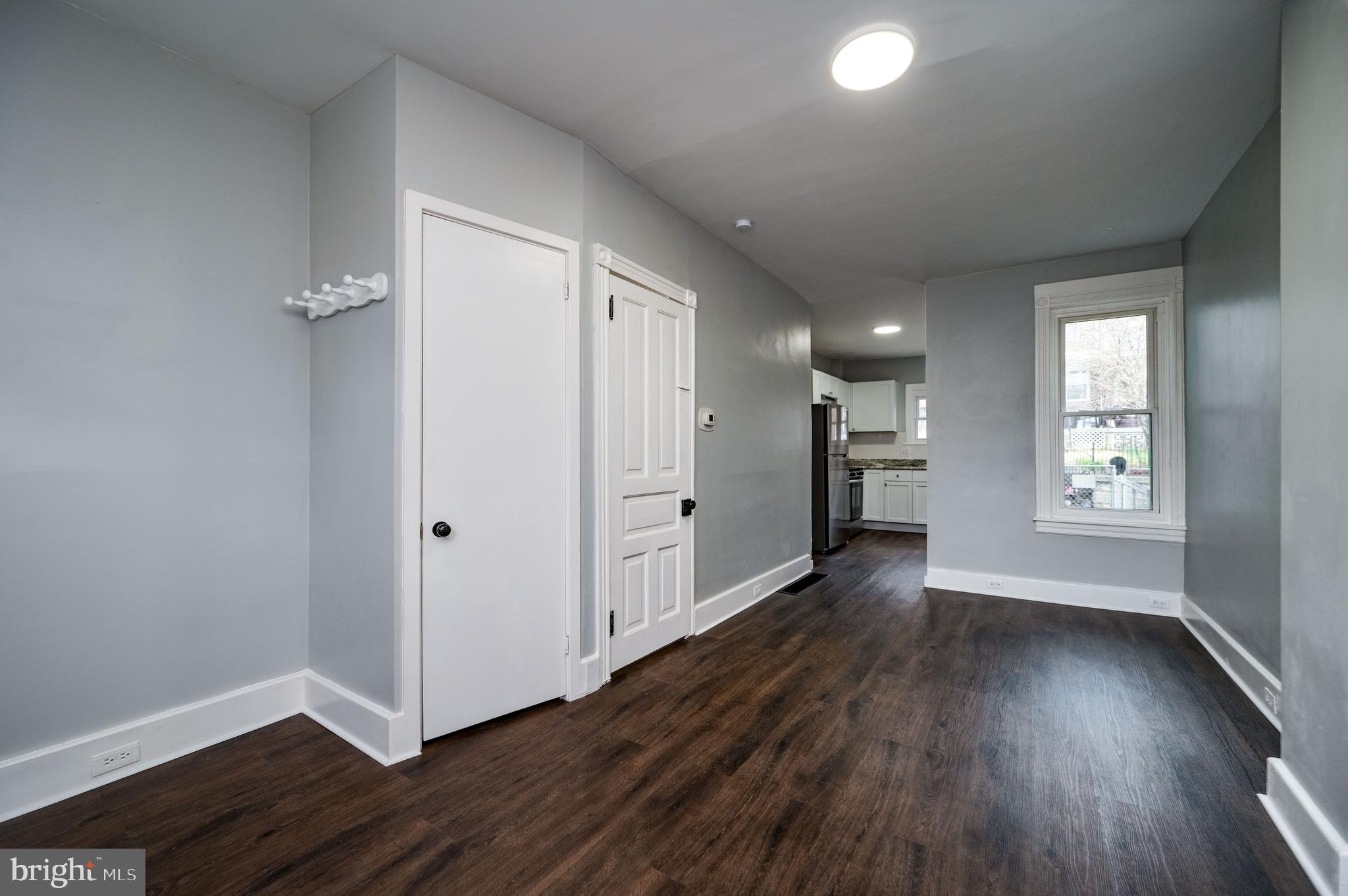 329 Kline Street Reading, PA 19611 - Photo 7 of 29