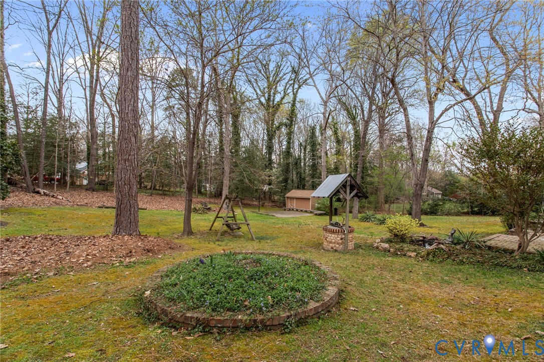 9440 Deerpark Court Midlothian, VA 23112 - Photo 51 of 55 a view of a park with large trees