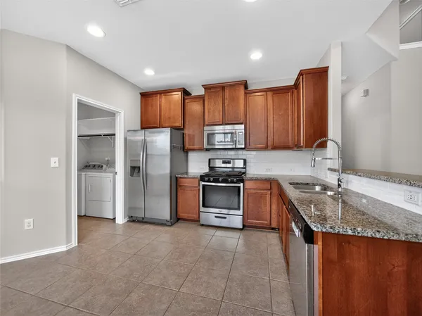 $286,000 | 170 Albatross Cove, Buda, TX 78610