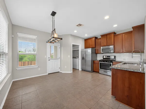 $286,000 | 170 Albatross Cove, Buda, TX 78610