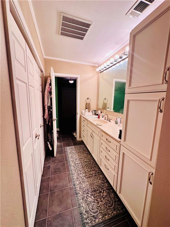 4272 Jean Lafitte Boulevard Lafitte, LA 70067 - Photo 8 of 17