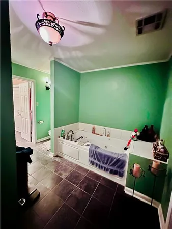 $195,000 | 4272 Jean Lafitte Boulevard, Lafitte, LA 70067