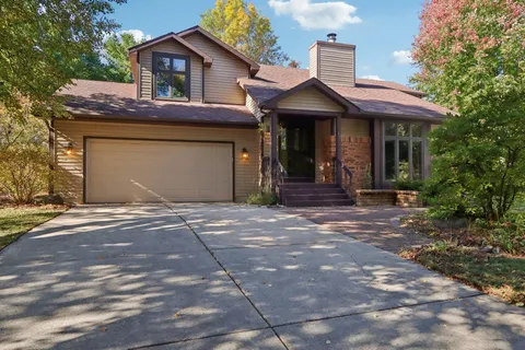 $510,000 | 10 Windhaven Circle, Madison, WI 53717