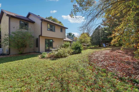 $510,000 | 10 Windhaven Circle, Madison, WI 53717