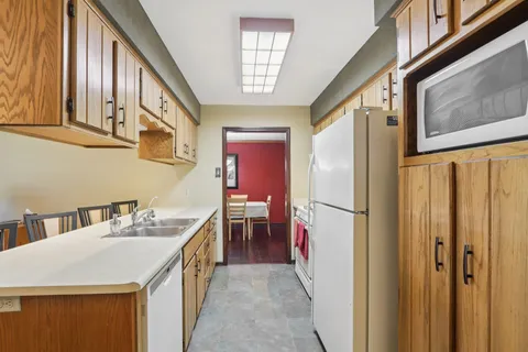 $510,000 | 10 Windhaven Circle, Madison, WI 53717