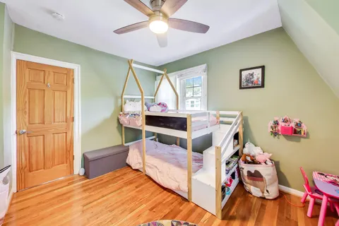 $399,000 | 834 Carpenter Avenue, Oak Park, IL 60304