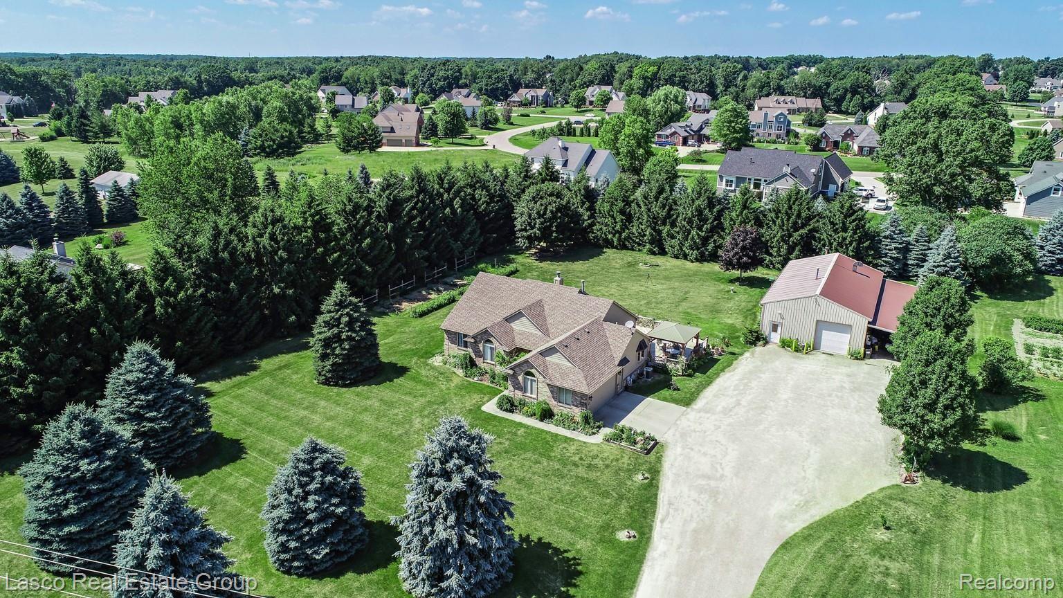 8467 Bergin Road Howell, MI 48843 - Photo 30 of 31 DJI_0149.jpg