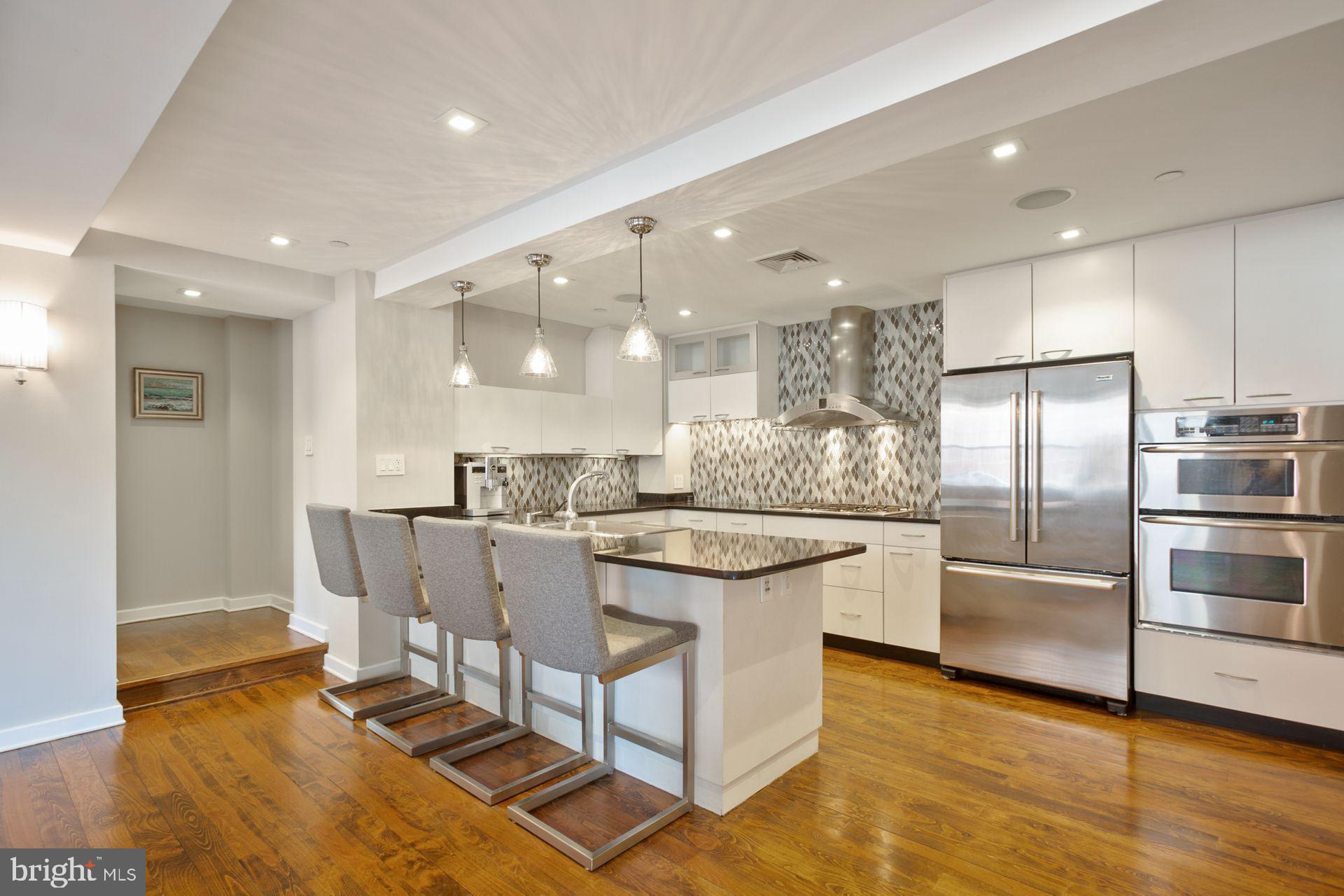 1737-39 Chestnut Street, Unit 301 Philadelphia, PA 19103 - Photo 13 of 28