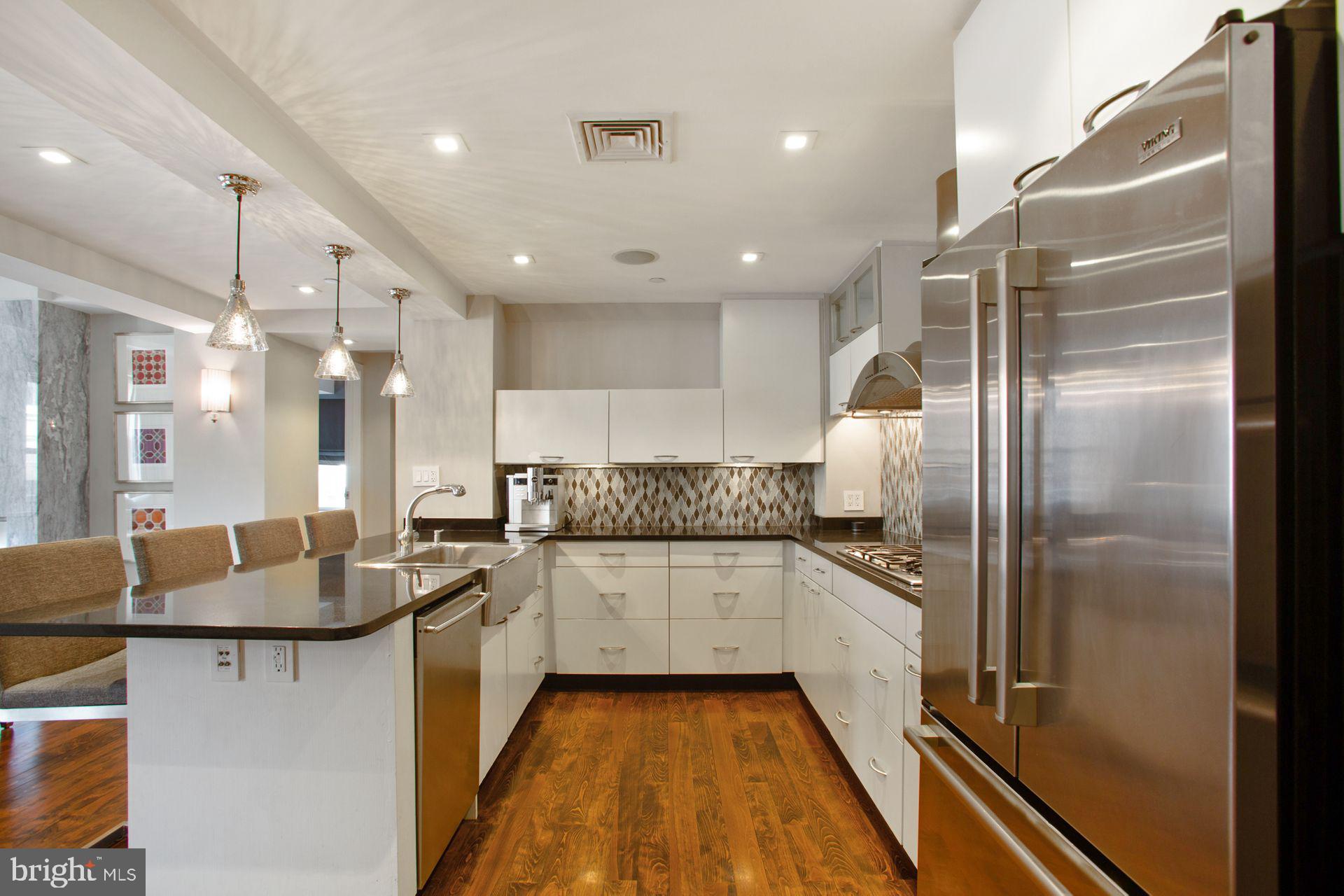 1737-39 Chestnut Street, Unit 301 Philadelphia, PA 19103 - Photo 15 of 28