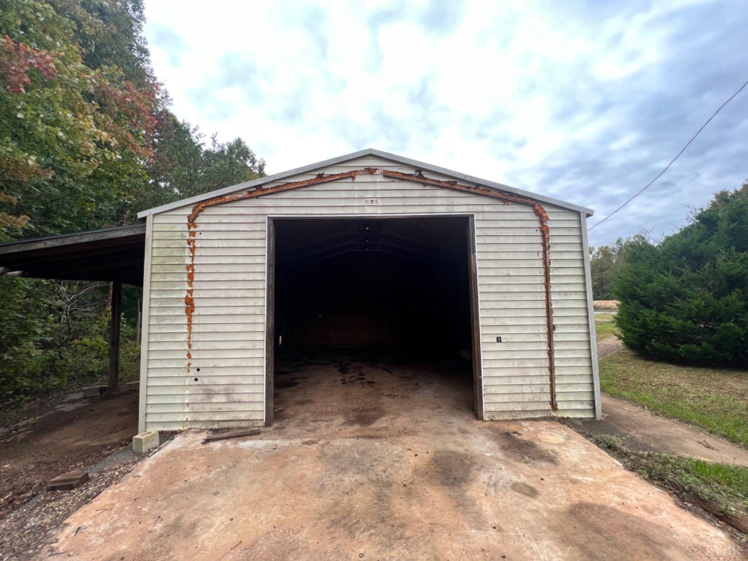 3114 Forest Chapel Road Pamplin, VA 23958 - Photo 2 of 17 Gallery Image 2