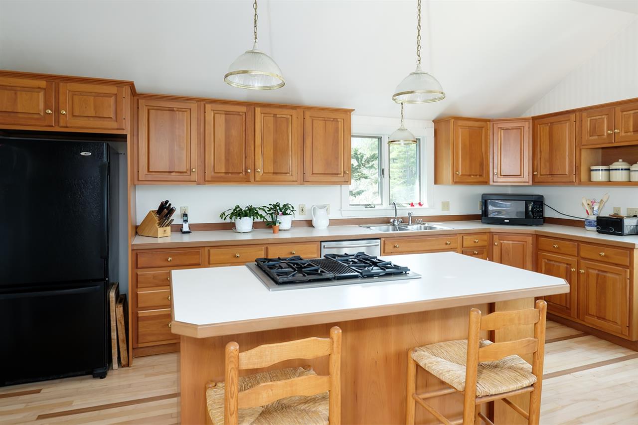 380 Southside Road York, ME 03909 - Photo 23 of 40