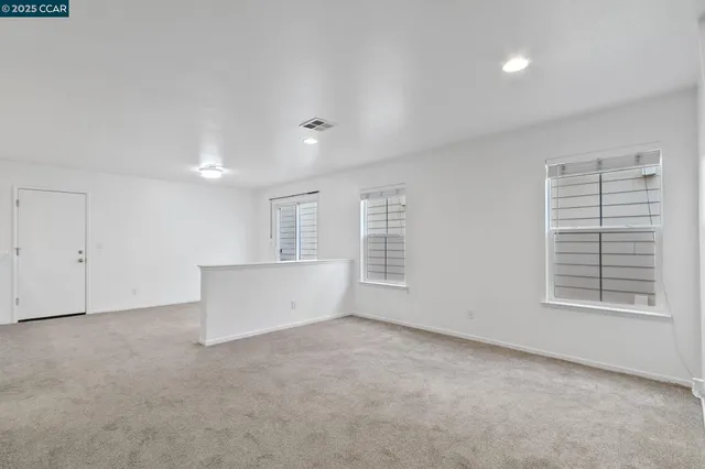 $2,900 | 3200 Puffin Circle, Fairfield, CA 94533