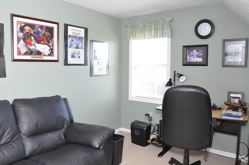 160 Morrison Road Taunton, MA 02718 - Photo 17 of 25