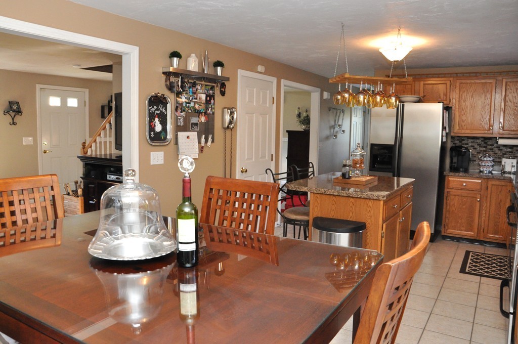 160 Morrison Road Taunton, MA 02718 - Photo 2 of 25