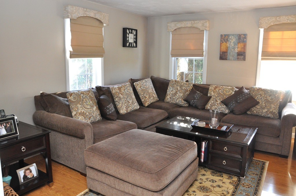 160 Morrison Road Taunton, MA 02718 - Photo 5 of 25