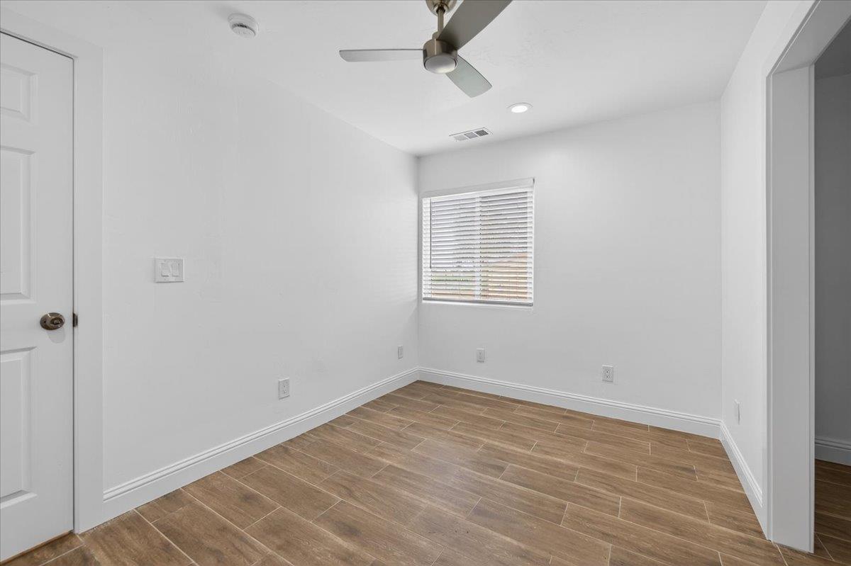 6873 20th Avenue Lemoore, CA 93245 - Photo 17 of 90