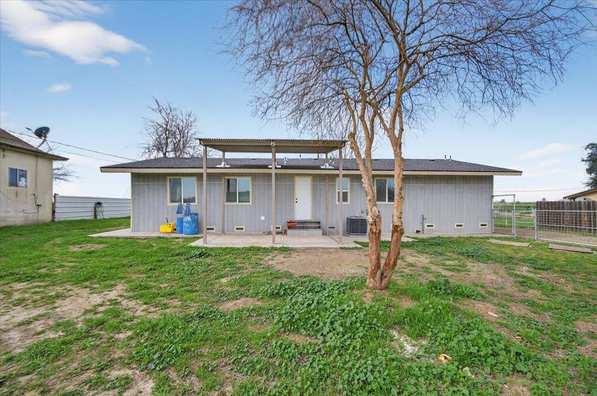 6873 20th Avenue Lemoore, CA 93245 - Photo 19 of 90
