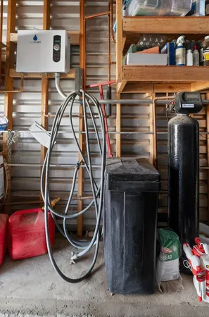 $3,500,000 | 6873 20th Avenue, Lemoore, CA 93245