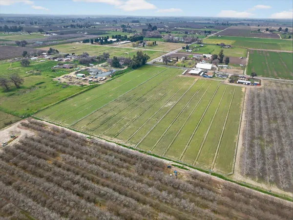 $3,500,000 | 6873 20th Avenue, Lemoore, CA 93245