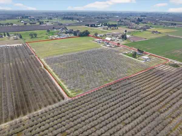 $3,500,000 | 6873 20th Avenue, Lemoore, CA 93245