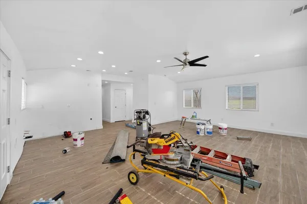 $3,500,000 | 6873 20th Avenue, Lemoore, CA 93245