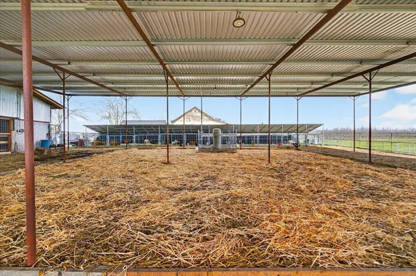 $3,500,000 | 6873 20th Avenue, Lemoore, CA 93245